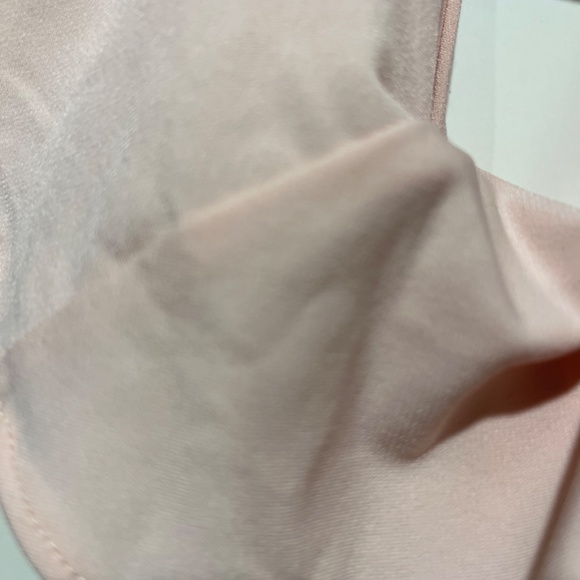 Express pink off-the-shoulder top - Picture 8 of 8